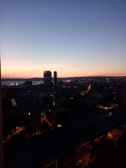 Appartement T4 A Deux Pas De La Gare St Charles Marseille Exteriör bild