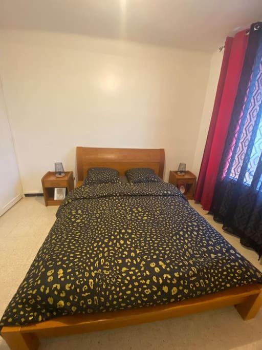Appartement T4 A Deux Pas De La Gare St Charles Marseille Exteriör bild